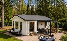StayatSas Sam, Luxe Boshuis met Veranda